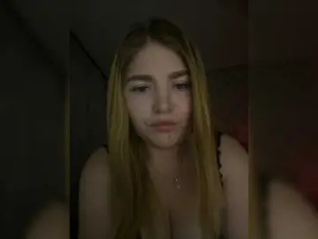 Anetta28  live sex cam