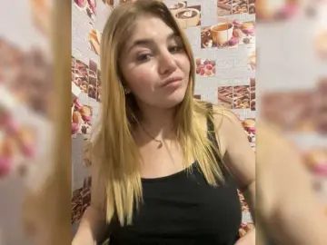 Anetta28  live sex cam