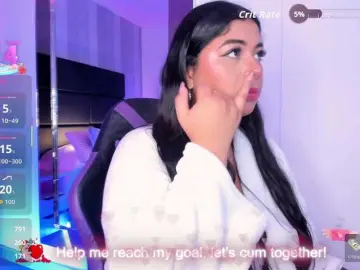 NickyCole  live sex cam