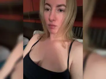 Rinaaamur  live sex cam