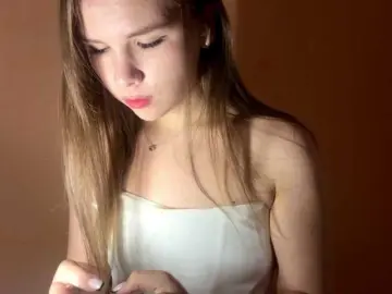 ShaundaBreau  live sex cam