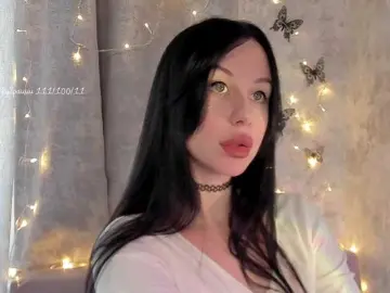 Lenaaddiction  live sex cam