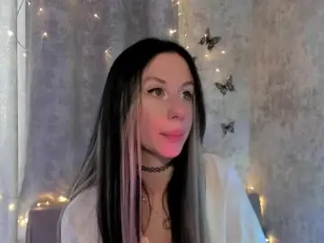 Lenaaddiction  live sex cam