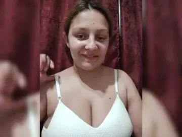 ZekinderW  live sex cam
