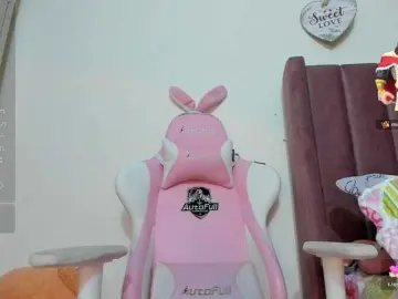 Dannascott26  live sex cam