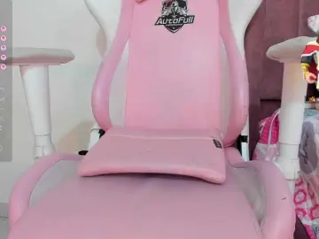 Dannascott26  live sex cam