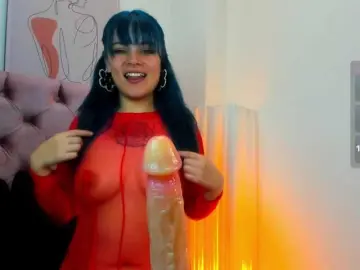 Adelaindiamond  live sex cam