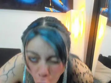Adelaindiamond  live sex cam