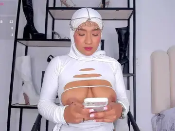 Amira-zahra  live sex cam