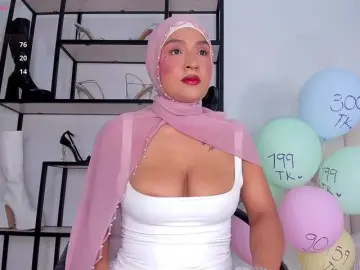 Amira-zahra  live sex cam