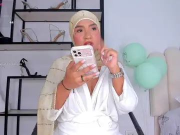 Amira-zahra  live sex cam