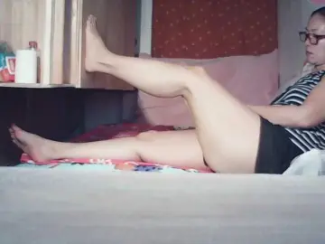 Darlin30  live sex cam