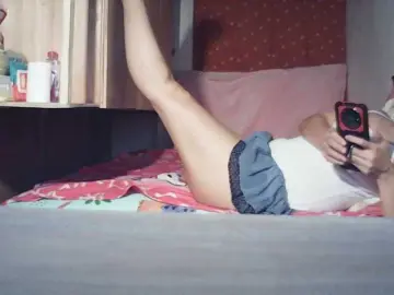 Darlin30  live sex cam