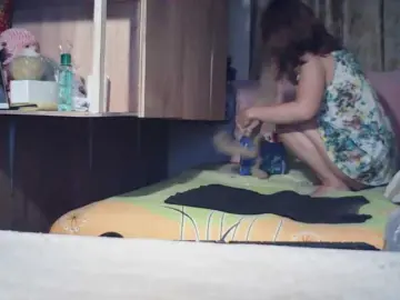 Darlin30  live sex cam