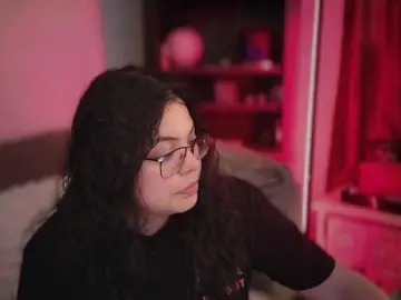 Drizzypeach  live sex cam