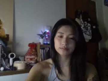 Evelyn2k  live sex cam