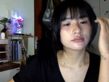 Evelyn2k  live sex cam