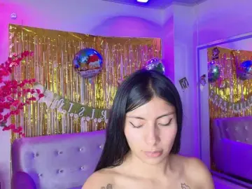 Leia-laurent  live sex cam