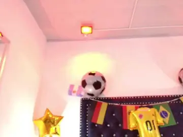 Leia-laurent  live sex cam