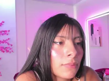 Leia-laurent  live sex cam