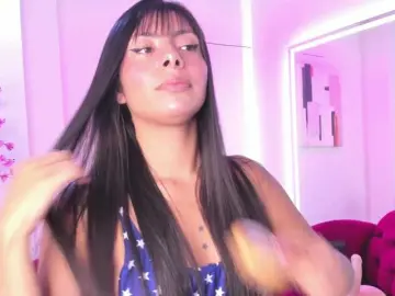 Leia-laurent  live sex cam