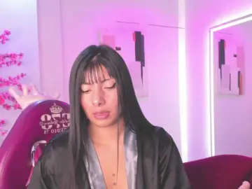 Leia-laurent  live sex cam