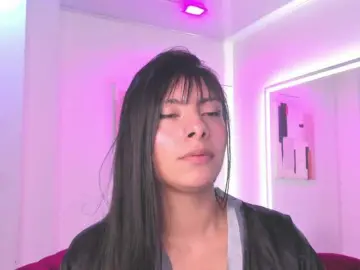 Leia-laurent  live sex cam
