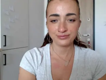 LorennePlay  live sex cam
