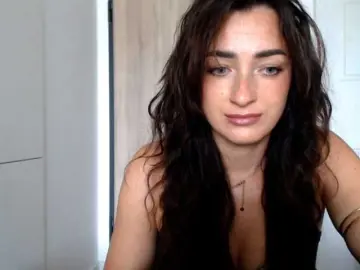 LorennePlay  live sex cam