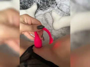 Marianna15  live sex cam