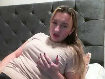 RuslanaFlower  live sex cam