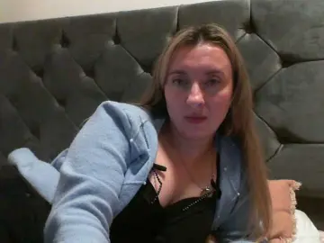 RuslanaFlower  live sex cam