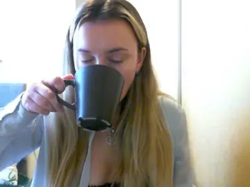 RuslanaFlower  live sex cam