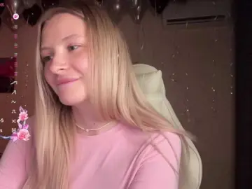 VictoriaMist  live sex cam