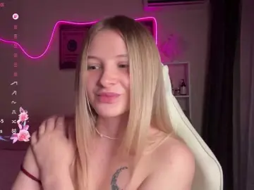 VictoriaMist  live sex cam