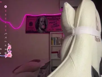 VictoriaMist  live sex cam