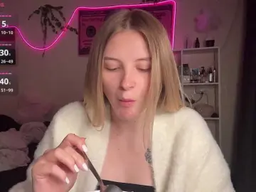 VictoriaMist  live sex cam