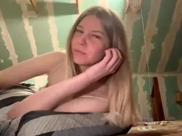 YasmineDrakulic  live sex cam