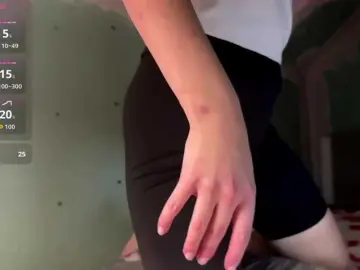 YasmineDrakulic  live sex cam