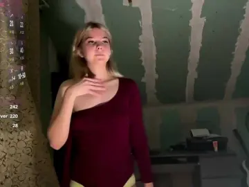 YasmineDrakulic  live sex cam