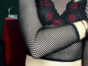 XxHeidiLove  live sex cam