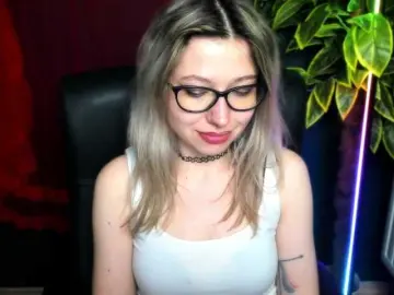 XxHeidiLove  live sex cam