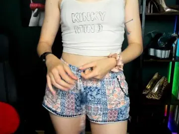 XxHeidiLove  live sex cam