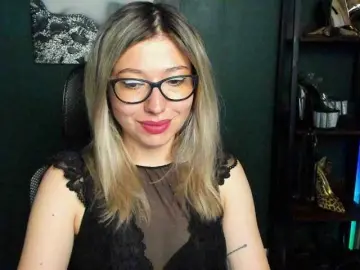 XxHeidiLove  live sex cam