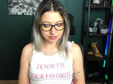 XxHeidiLove  live sex cam