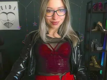 XxHeidiLove  live sex cam
