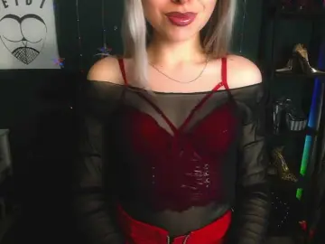 XxHeidiLove  live sex cam