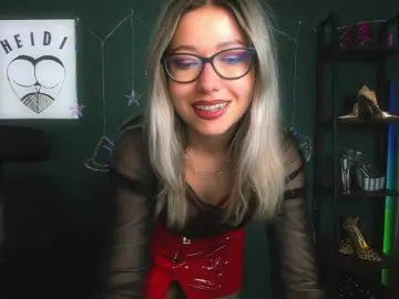 XxHeidiLove  live sex cam