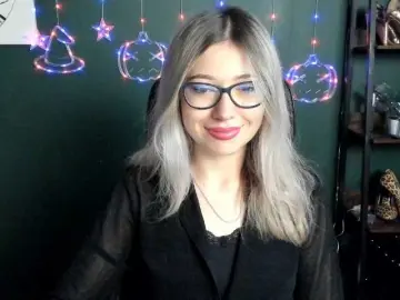 XxHeidiLove  live sex cam