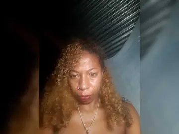 Zoyadimasalong06  live sex cam